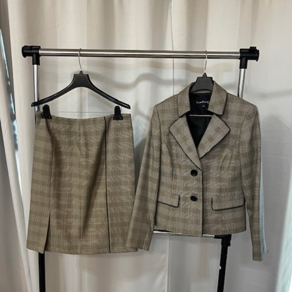 Evan Picone Suit